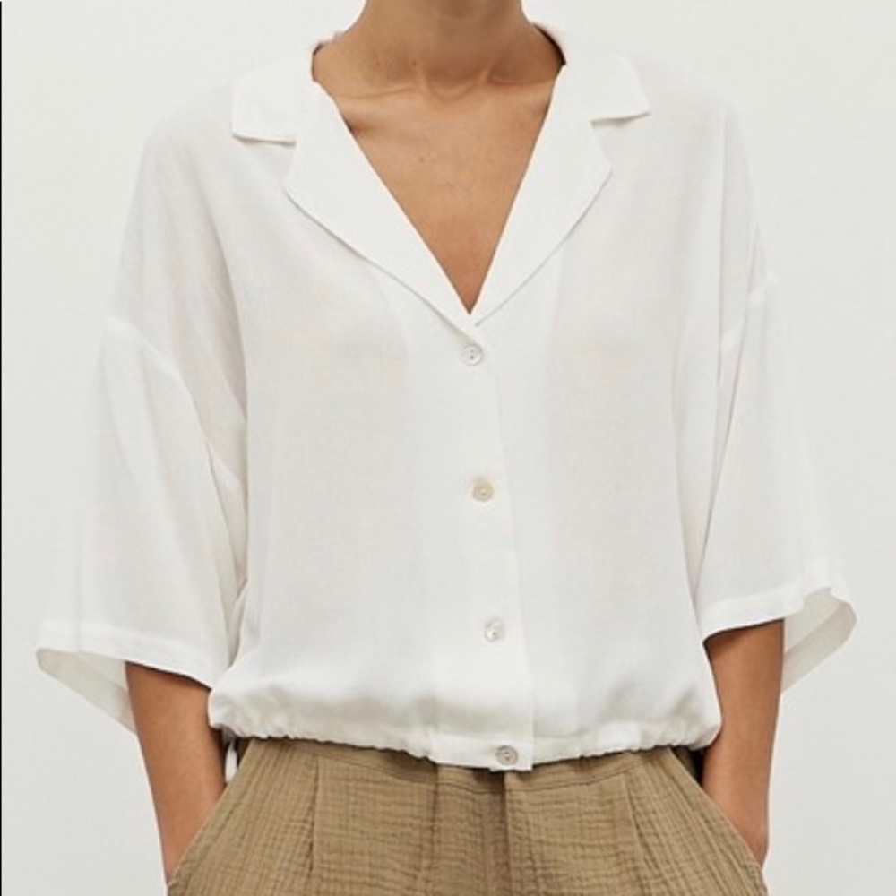 Off white top
